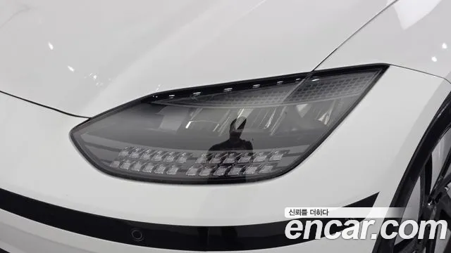 Hyundai Ioniq 6 — Фото автомобиля 7