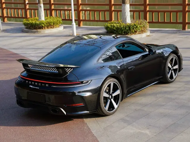 Porsche 911 — Фото автомобиля 4