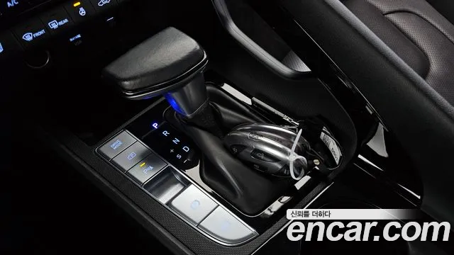 Hyundai Avante CN7 — Фото автомобиля 9