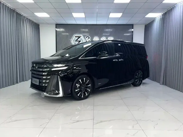 Toyota Vellfire — Фото автомобиля 4