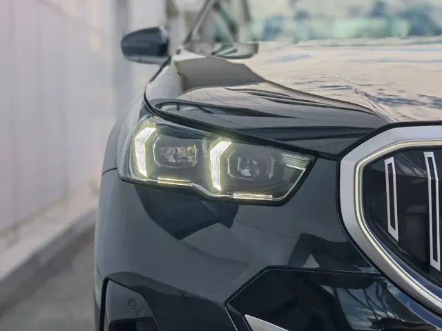 BMW 5 Series — Фото автомобиля 7