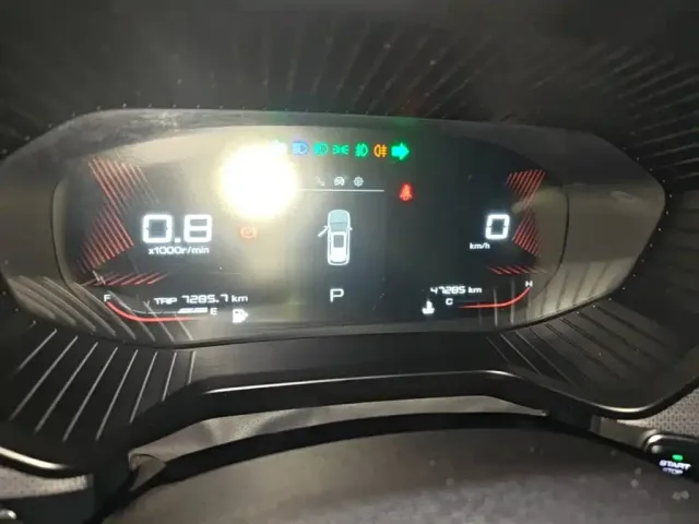 Wuling Asta — Фото автомобиля 11