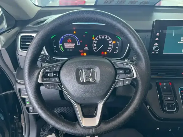 Honda Elysion — Фото автомобиля 2