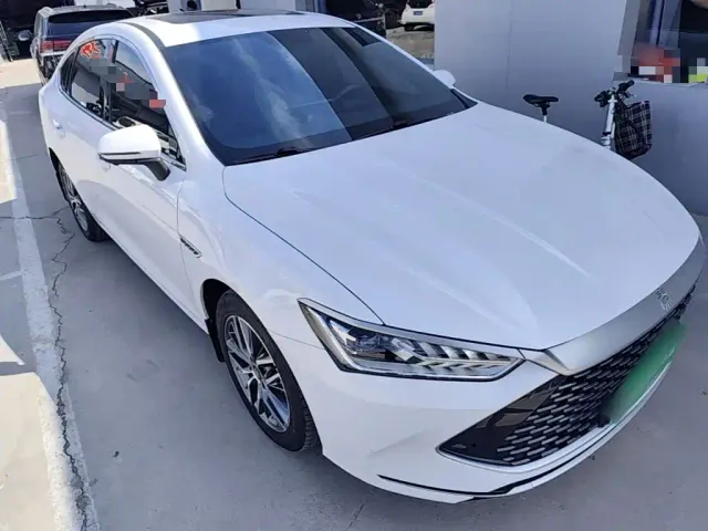 BYD Qin PLUS — Фото автомобиля 3