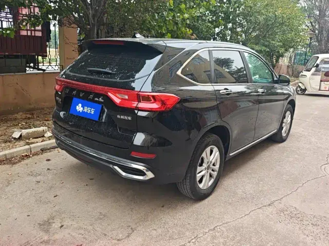 Haval M6 — Фото автомобиля 3