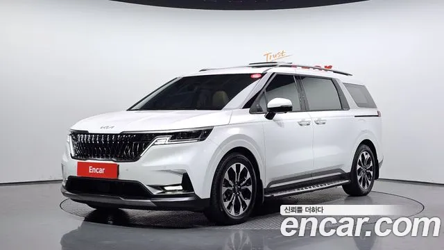 Фотография автомобиля — Kia Carnival Generation 4
