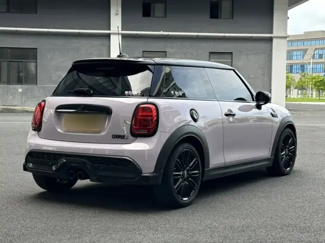 MINI Hatch — Фото автомобиля 11