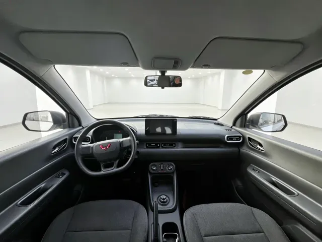 Wuling Hongguang — Фото автомобиля 6