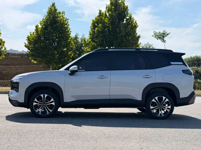 Wuling Starlight 560 — Фото автомобиля 4
