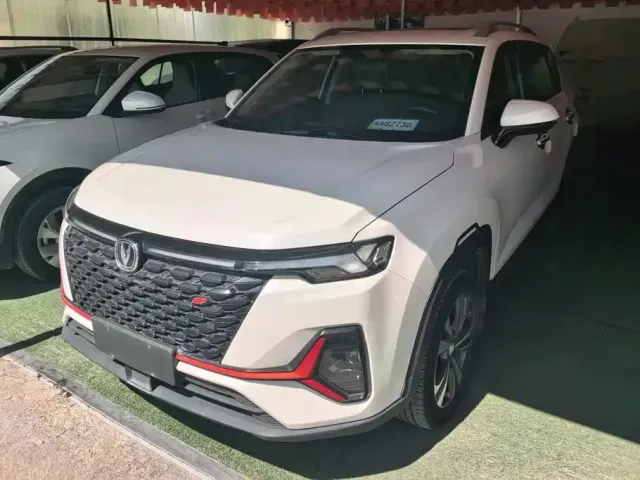 Фотография автомобиля — Changan CS35 Plus