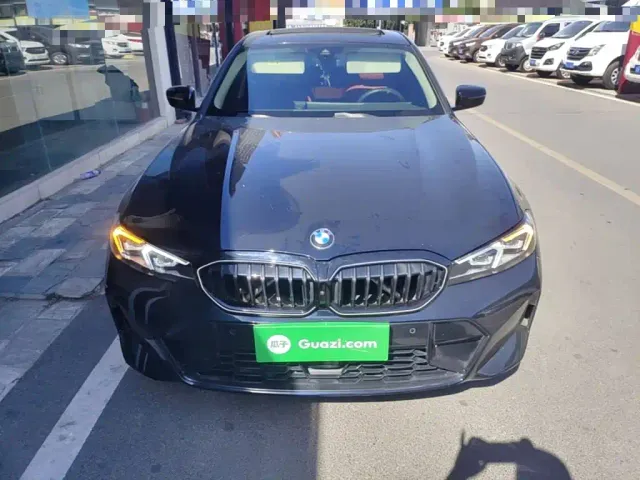 BMW 3 Series — Фото автомобиля 2