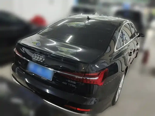 Audi A6L — Фото автомобиля 4