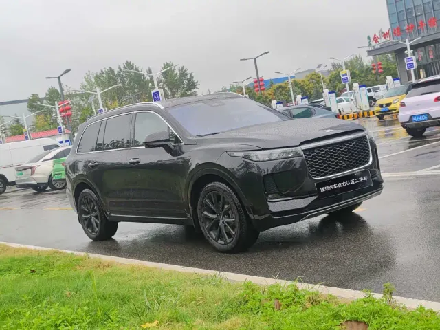 Li Auto ONE — Фото автомобиля 3