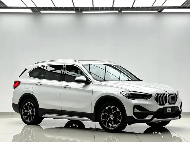 BMW X1 — Фото автомобиля 3