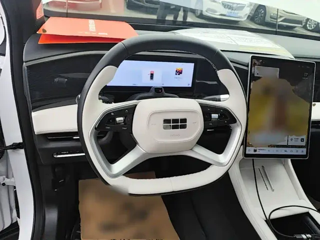 Geely Galaxy L7 — Фото автомобиля 10