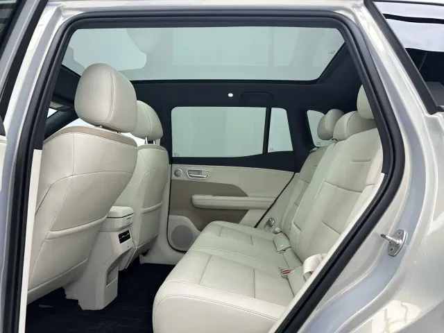 Toyota BoZhi 3X — Фото автомобиля 6