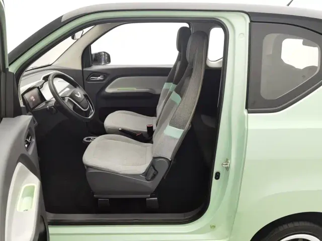 Wuling Hongguang Mini EV — Фото автомобиля 10
