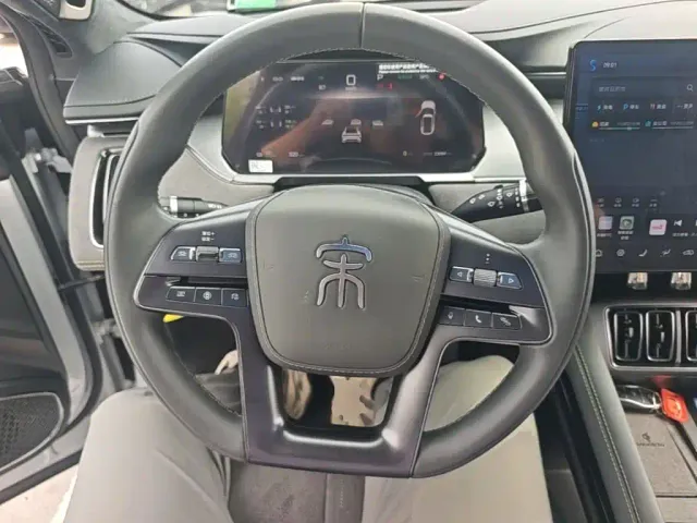 BYD Song L EV — Фото автомобиля 10