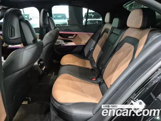 Mercedes-Benz E-Class W214 — Фото автомобиля 11