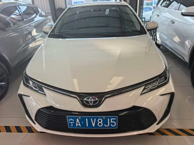 Toyota Corolla — Фото автомобиля 2