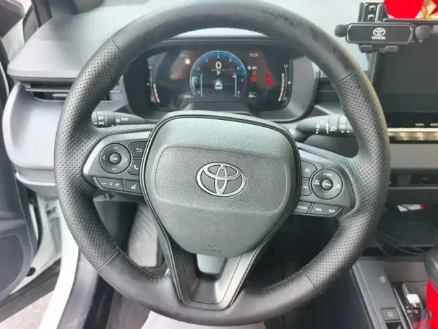 Toyota Corolla Cross — Фото автомобиля 15