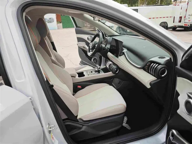 BYD Yuan PLUS — Фото автомобиля 10