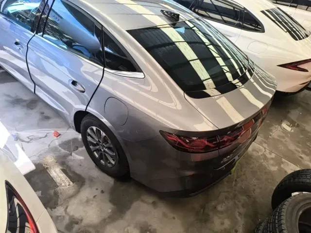 BYD Qin L — Фото автомобиля 4