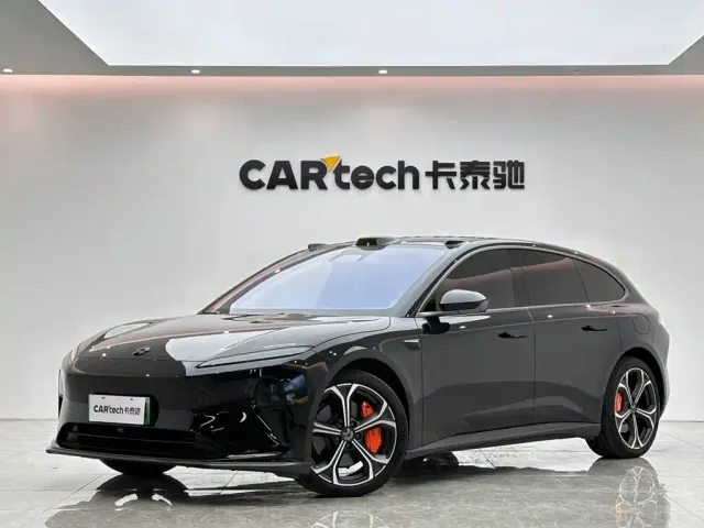 Фотография автомобиля — Nio ET5 Touring
