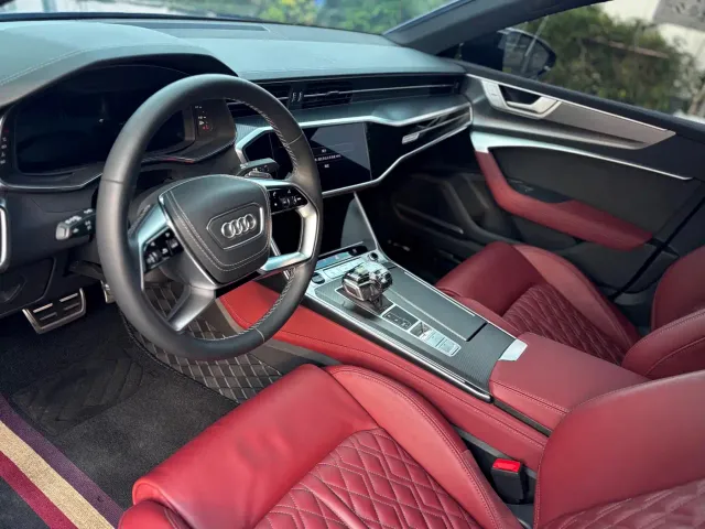 Audi A7L — Фото автомобиля 8