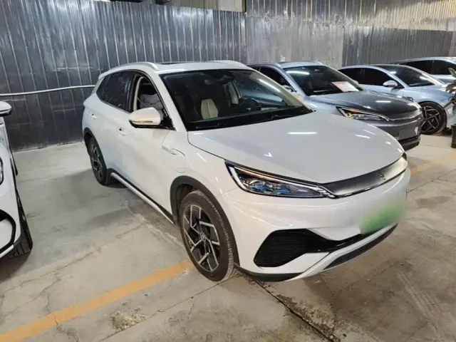 BYD Yuan PLUS — Фото автомобиля 3
