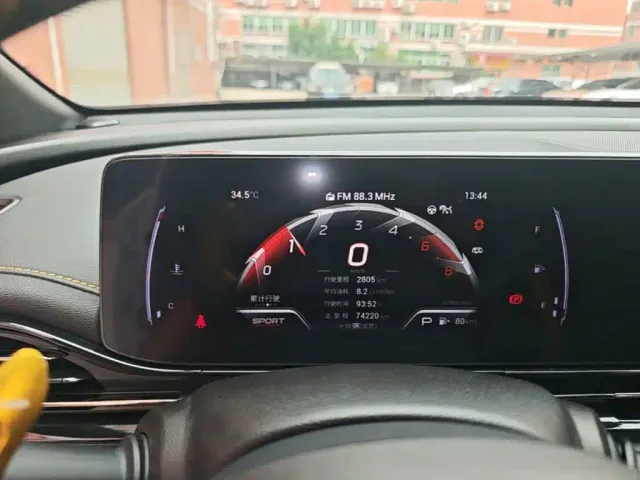 GAC Trumpchi Trumpchi Emkoo 2021 270T DCT J15 Edition — Фото автомобиля 11
