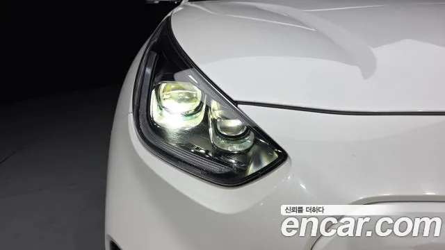 Kia Niro Niro Plus Earth — Фото автомобиля 22