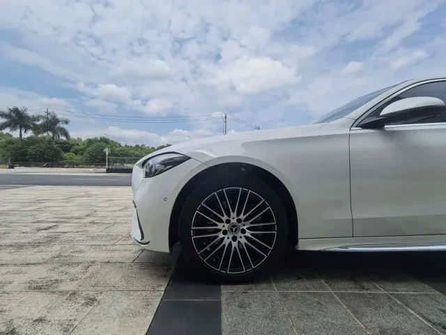 Mercedes-Benz C-Class — Фото автомобиля 12