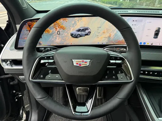 Cadillac XT5 — Фото автомобиля 6