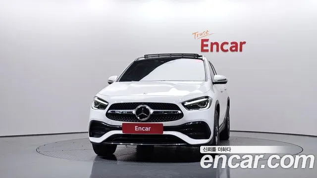 Mercedes-Benz GLA-Class H247 — Фото автомобиля 3