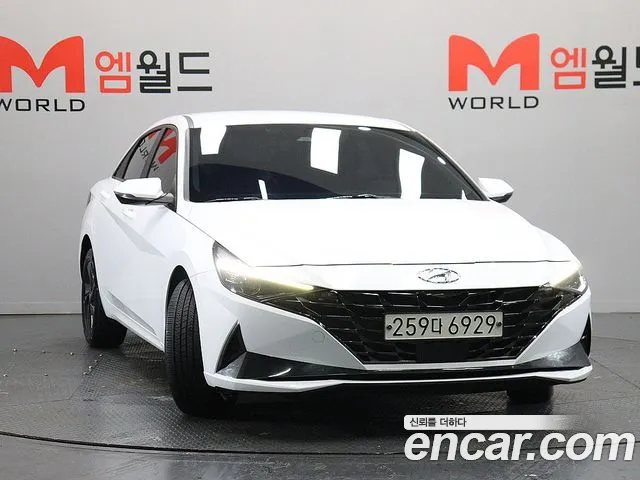 Hyundai Avante CN7 — Фото автомобиля 2