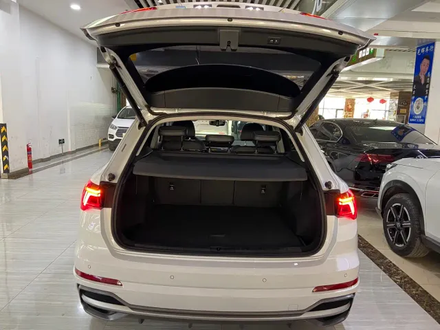 Audi Q3 — Фото автомобиля 14