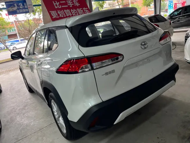Toyota Corolla Cross — Фото автомобиля 8