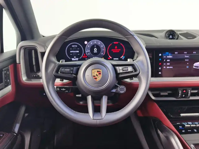 Porsche Cayenne — Фото автомобиля 9