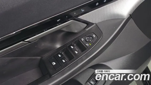 BMW 5-Series — Фото автомобиля 26