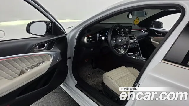 Genesis G70 New — Фото автомобиля 15