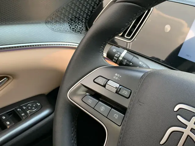 BYD Song Pro — Фото автомобиля 24