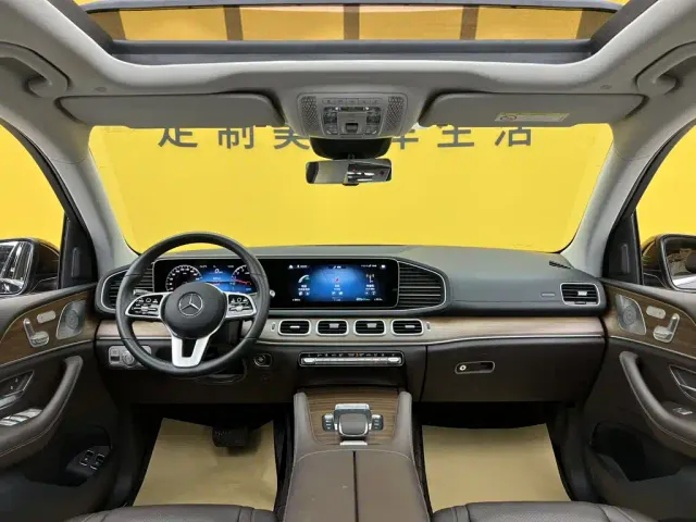 Mercedes-Benz GLE-Class — Фото автомобиля 15