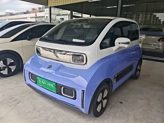 Фотография автомобиля — Baojun KiWi EV