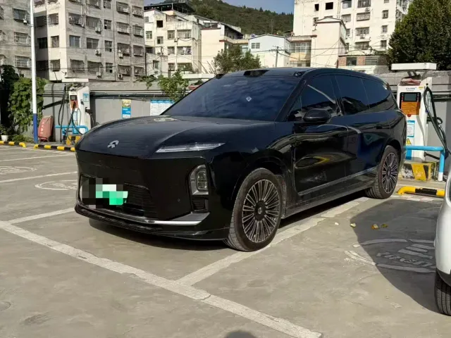 Фотография автомобиля — Nio ES8