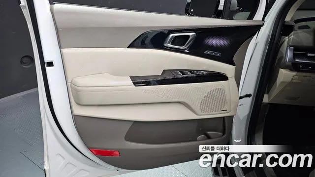Kia Canival Carnival 4 поколение Бензин 7 мест Hi-Limousine — Фото автомобиля 23
