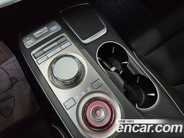 Genesis GV70 Electrified GV70 — Фото автомобиля 15