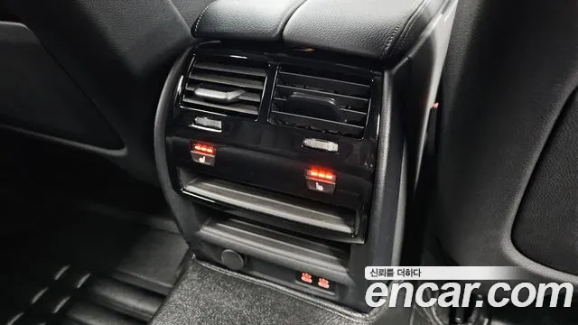 BMW 5-Series — Фото автомобиля 30