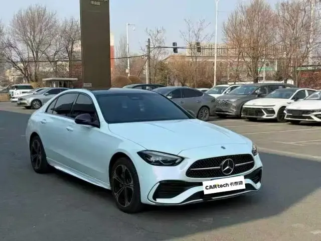 Mercedes-Benz C-Class — Фото автомобиля 2