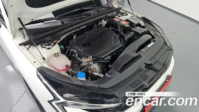 Kia K5 Новый K5 3 поколение 2.0 LPi(Для проката) — Фото автомобиля 6